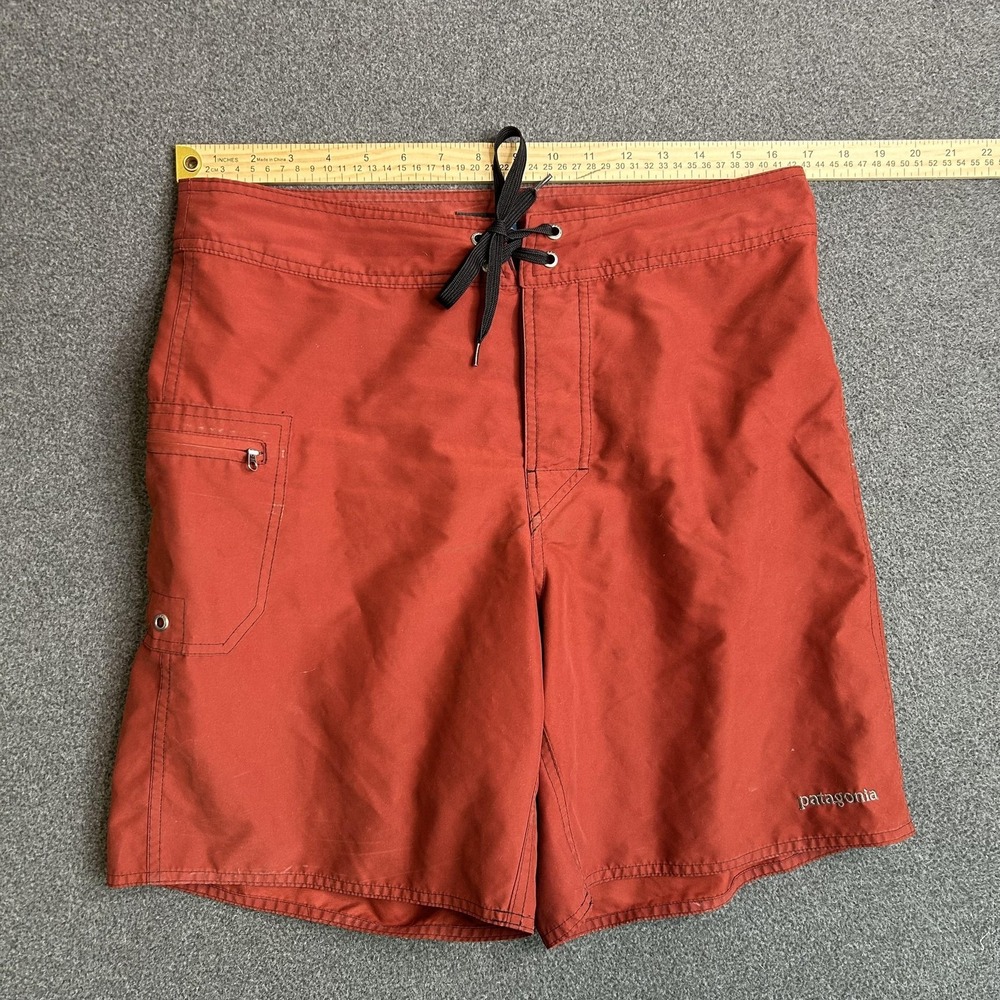 Patagonia Board Shorts Mens 33 Orange Swim Trunks Drawstring Zip Pocket Surf - Picture 6 of 11
